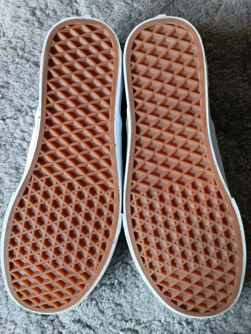 Vans classic checkered